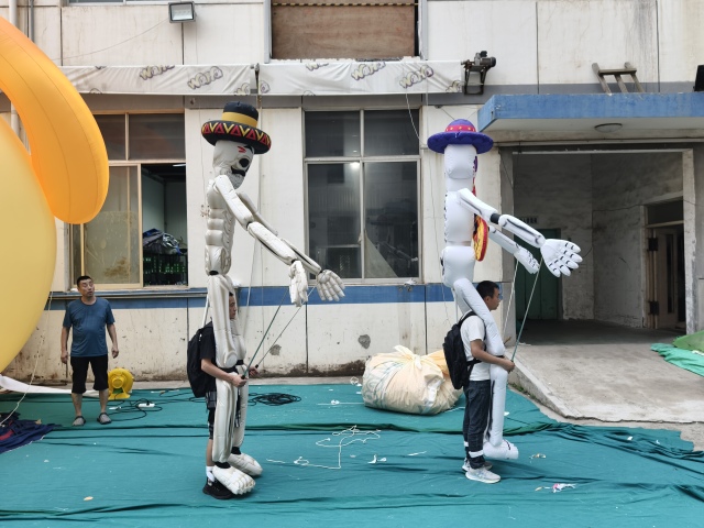 Adult Inflatable Skeleton Dancer Figure, Promotional Blow up Inflatable for Halloween Event & Decoration