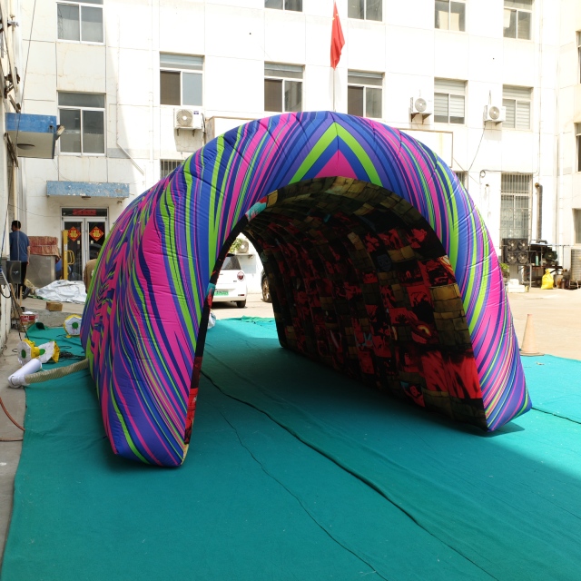 Outdoor Custom-made Funny and Creative Children's Interactive Tent for Family Activities