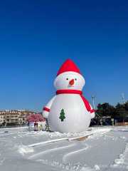 Giant Custom Inflatable Snowman, Durable Advertising Inflatable for Christmas & Mall Decoration