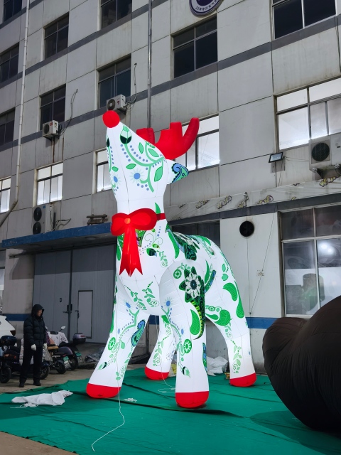 Giant Illuminated Inflatable Christmas Reindeer for Commercial Display & Exhibition, Durable LED Advertising Inflatable