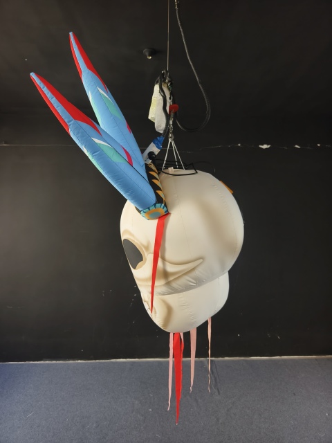 Giant Inflatable Indian Feather Skull for Day of the Dead & Halloween, Durable Hanging Advertising Inflatable