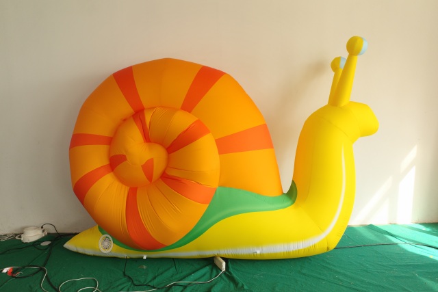 Giant Inflatable Animal Mascot Balloon,inflatable Snail Model with Thorn for Events Advertising