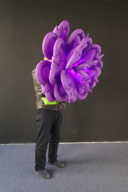 Giant Inflatable Purple Flower Backpack with LED, Durable Art Installation Inflatable for Event