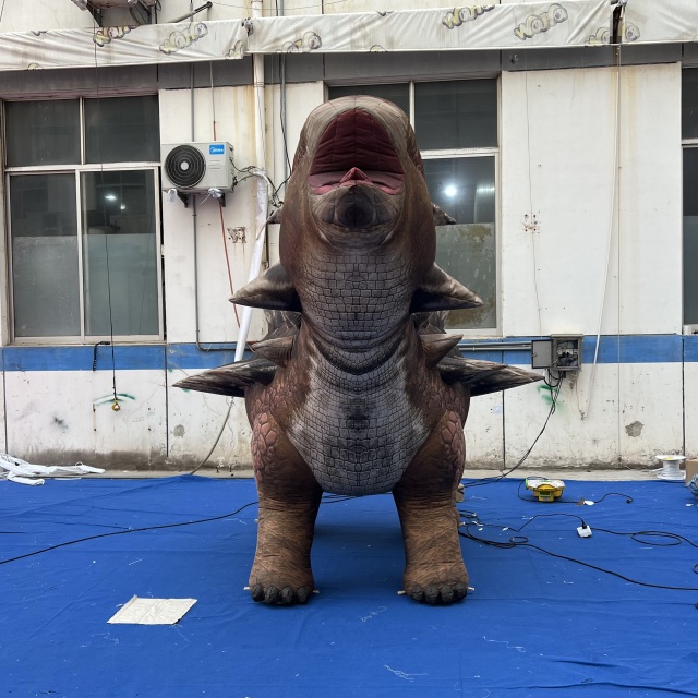 Premium Custom Inflatable Realistic Dinosaur, Long-Lasting Advertising Inflatable for Commercial Decoration & Museum