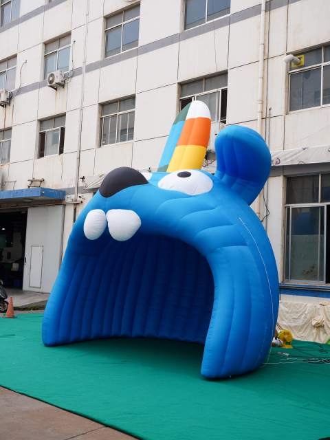Children's Interactive Giant Inflatable Cartoon House Tent Entertainment Park Rabbit Cabin for Events