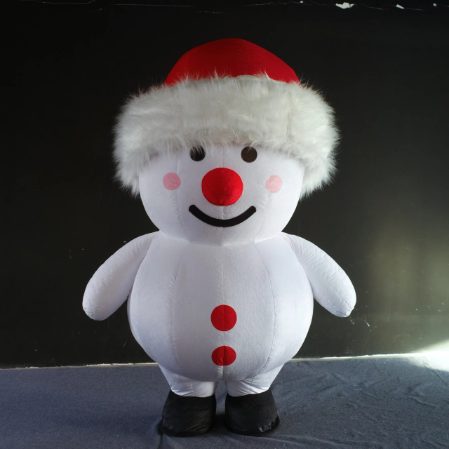 Premium Custom Inflatable Cartoon Snowman, Long-Lasting Advertising Inflatable for City Branding & Holiday