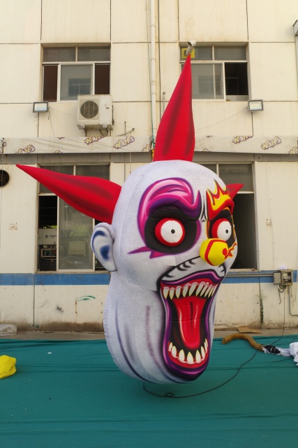 Professional Large Inflatable Horror Clown Head Prop, Premium Hanging Inflatable for Commercial Exhibition & Promotion