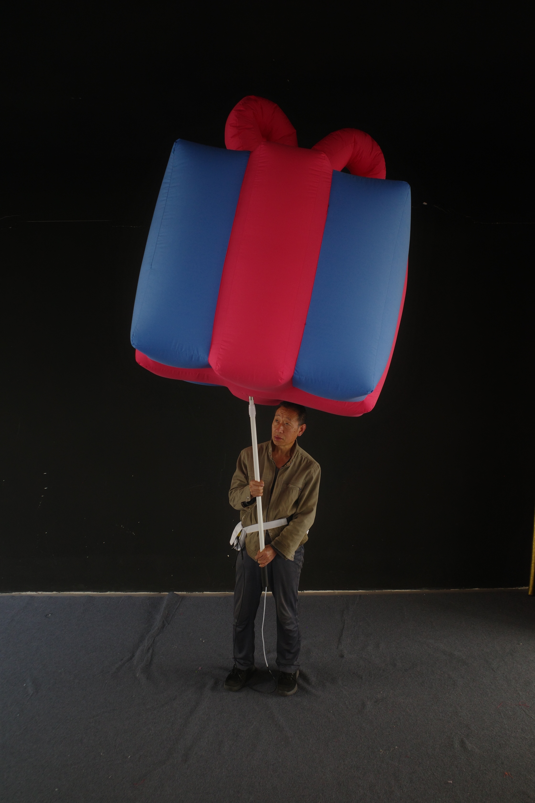 Customized Inflatable Fashion Prop, Blow up Inflatable for Themed Events & Parade