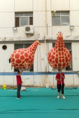 OEM Custom Handheld Inflatable Giraffe, Commercial Grade Inflatable for Carnival & Parade