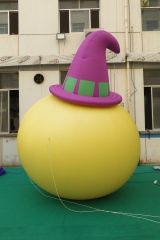 Large Inflatable Pumpkin with Sombrero Art Installation, Promotional Blow up Inflatable for Mall & Event