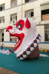 Professional Large Inflatable Horror Clown Head Prop, Premium Free-Standing Inflatable for Commercial Exhibition & Promotion