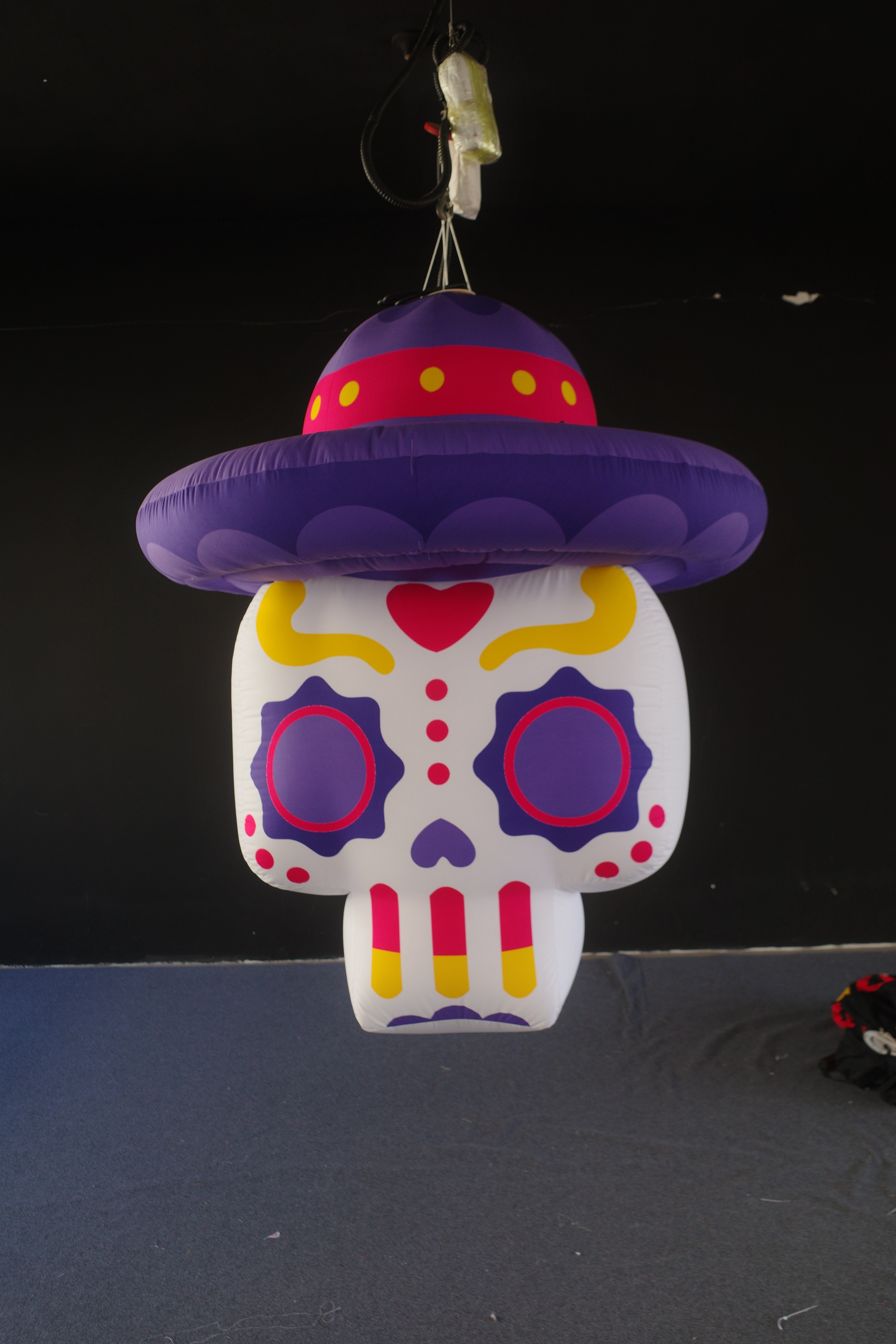 Giant Inflatable Sugar Skull with Sombrero for Day of the Dead, Durable Hanging Advertising Inflatable