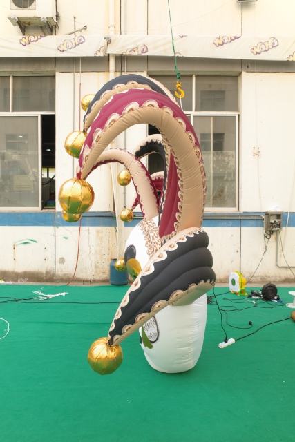 Giant Inflatable Venetian Jester Mask for Carnival, Durable Free-Standing Advertising Inflatable