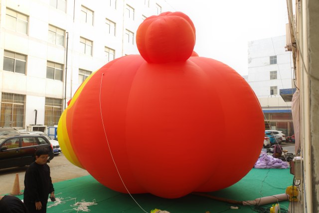 Giant Inflatable Pumpkin Bear Head Mascot for Halloween, Durable Free-Standing Advertising Inflatable