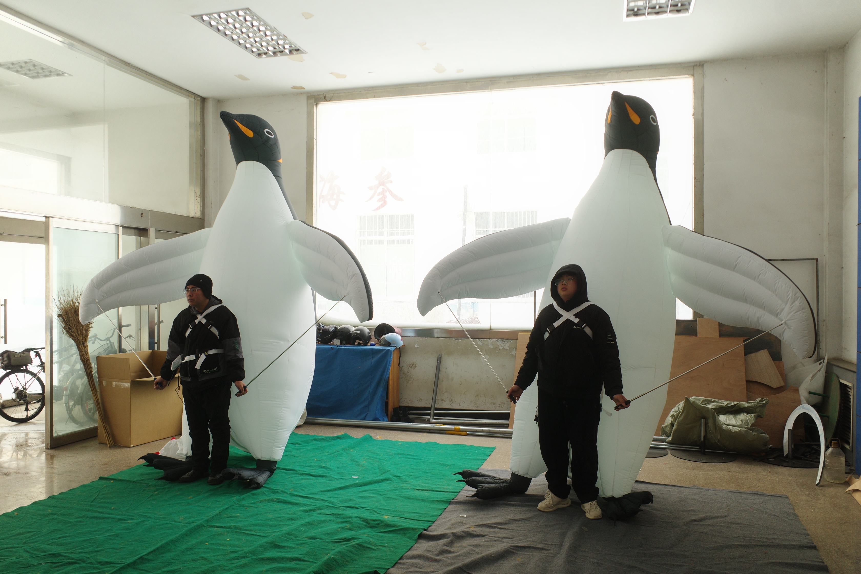 Custom Made Inflatable Realistic Penguin, Personalized Advertising Inflatable for Commercial Display & Mall