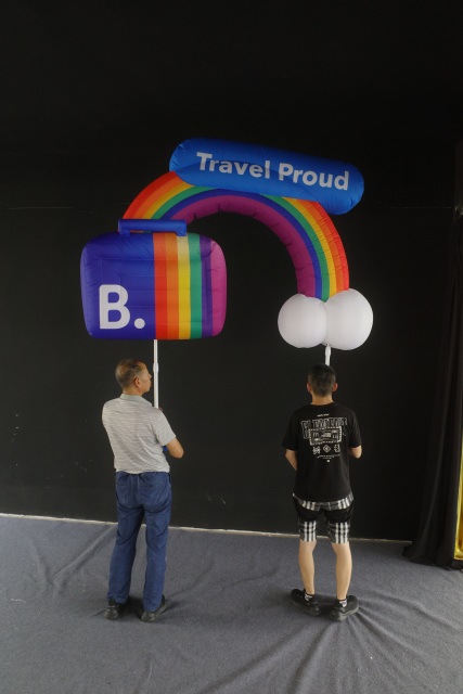 Professional Large Inflatable Rainbow Prop, Premium Advertising Inflatable for Commercial Exhibition & Promotion