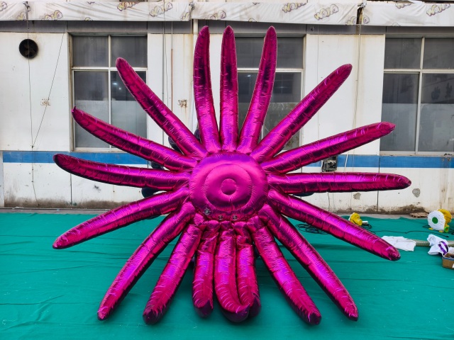 Customized Inflatable Metallic Flower Model, Advertising Inflatable for Commercial Decoration & Show