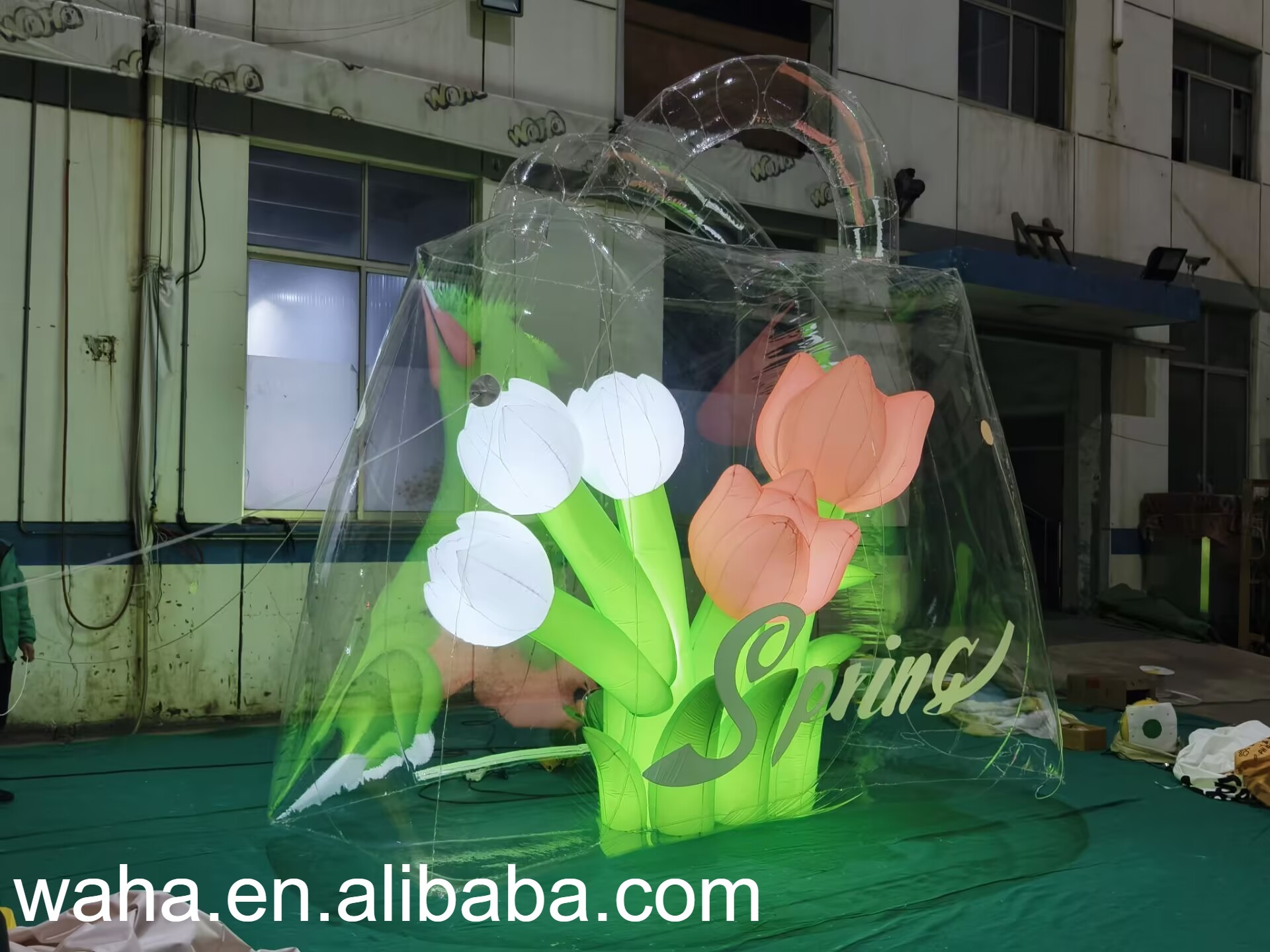 Customized Inflatable Tulip Display in Tote Bag, Advertising Inflatable for Commercial Decoration & Photo Booth