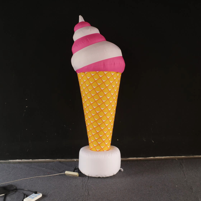 Professional Large Taiyaki Ice Cream Inflatable, Premium Advertising Inflatable for Commercial Exhibition & Food Fair