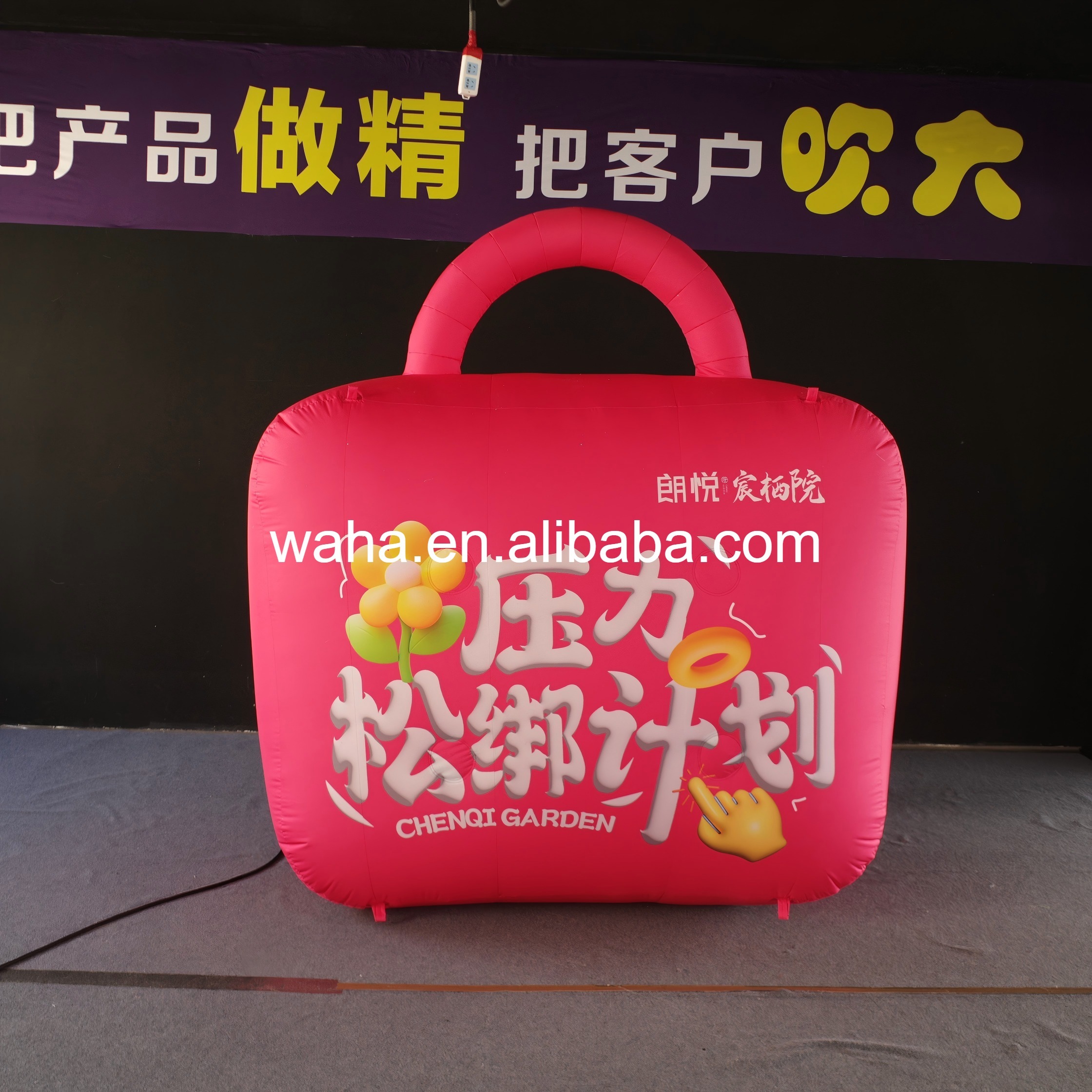 OEM Custom Inflatable Tote Bag, Commercial Grade Advertising Inflatable for Real Estate & Mall Branding