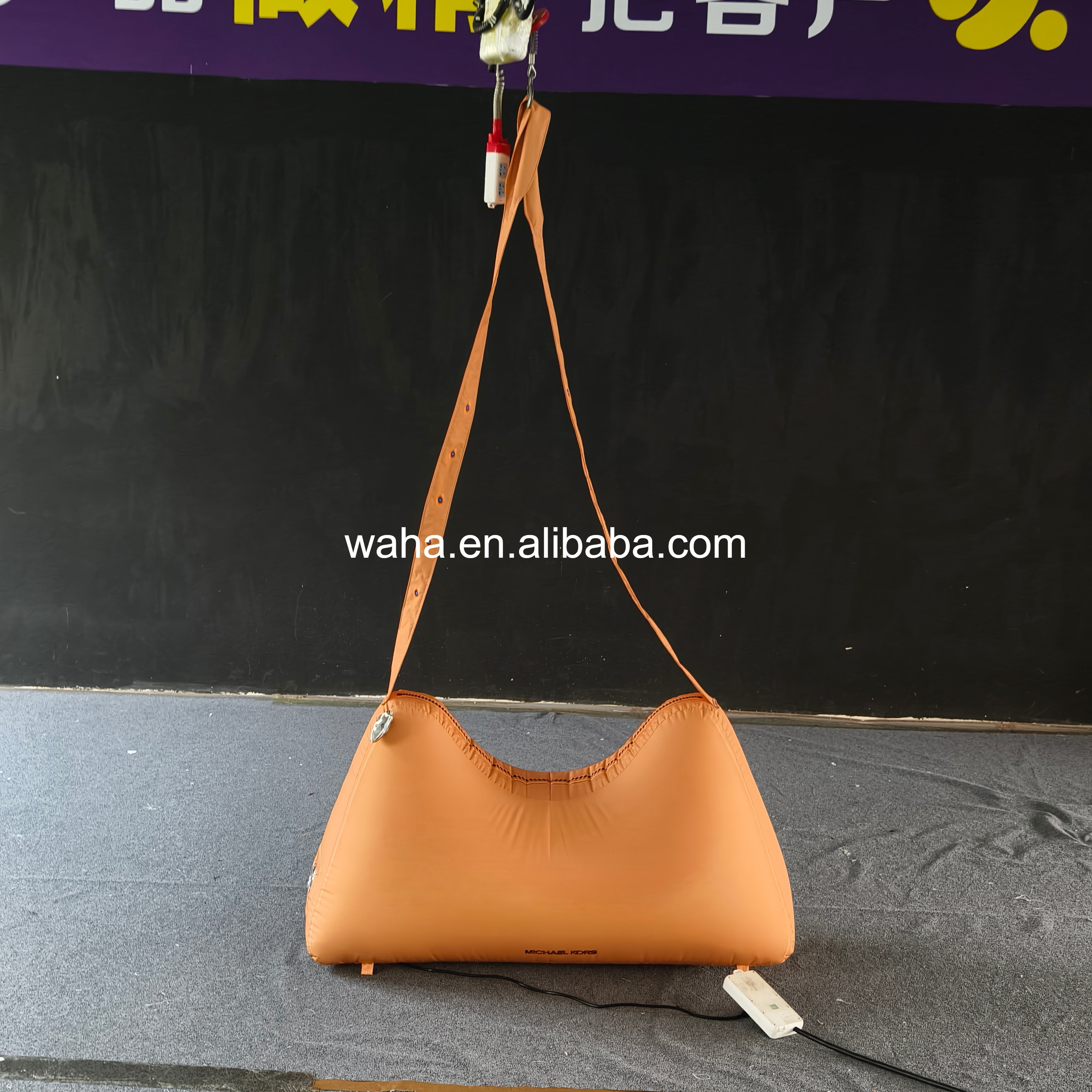 Professional Large Designer Bag Inflatable Prop, Premium Advertising Inflatable for Commercial Exhibition & Fashion Promotion