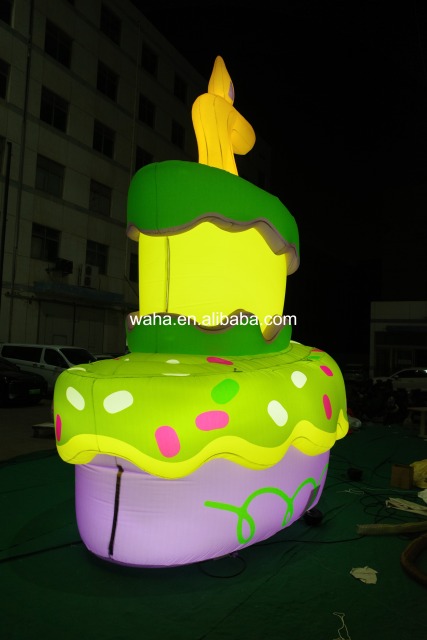 Customized Inflatable Birthday Cake Sculpture, Advertising Inflatable for Commercial Decoration & Photo Booth
