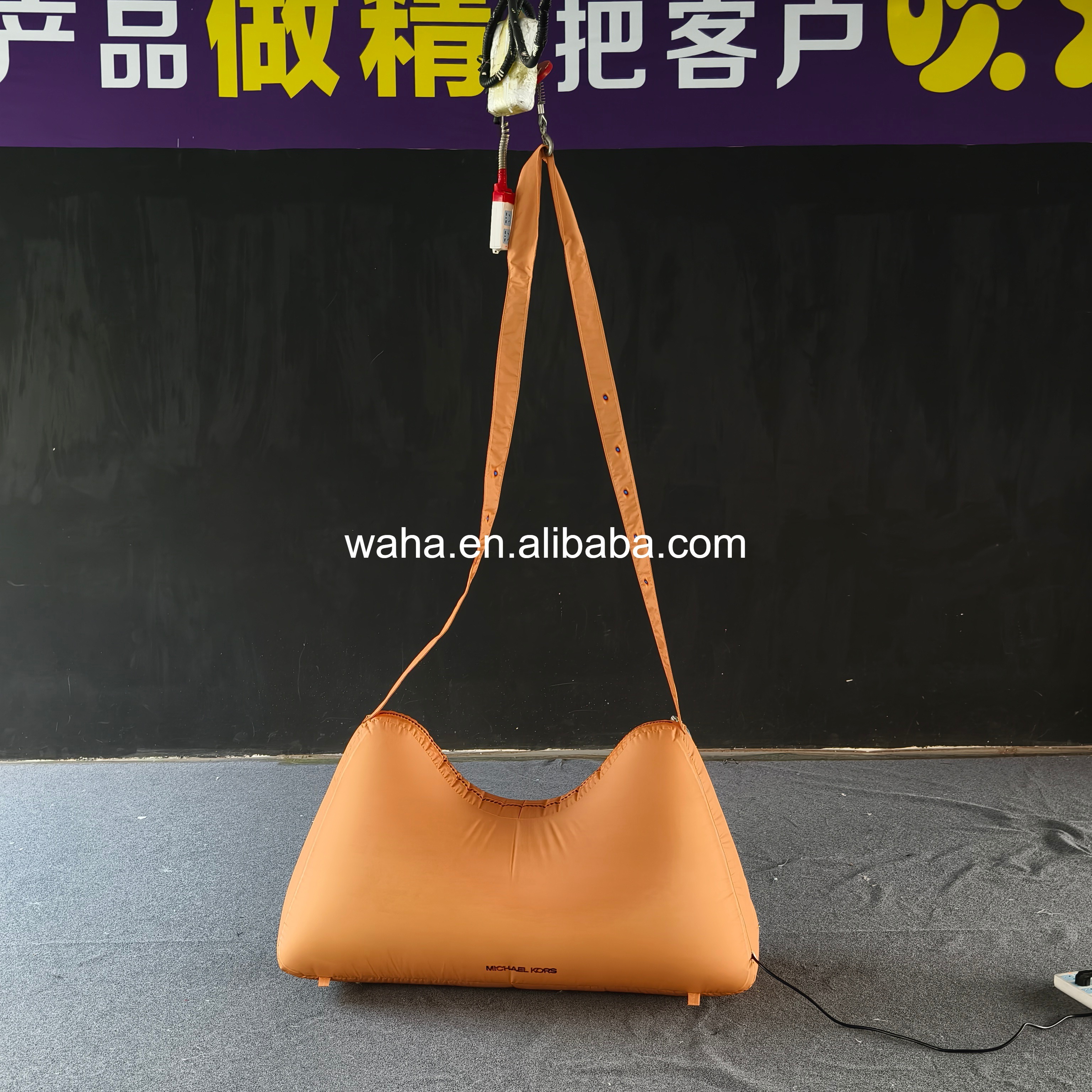 Professional Large Designer Bag Inflatable Prop, Premium Advertising Inflatable for Commercial Exhibition & Fashion Promotion