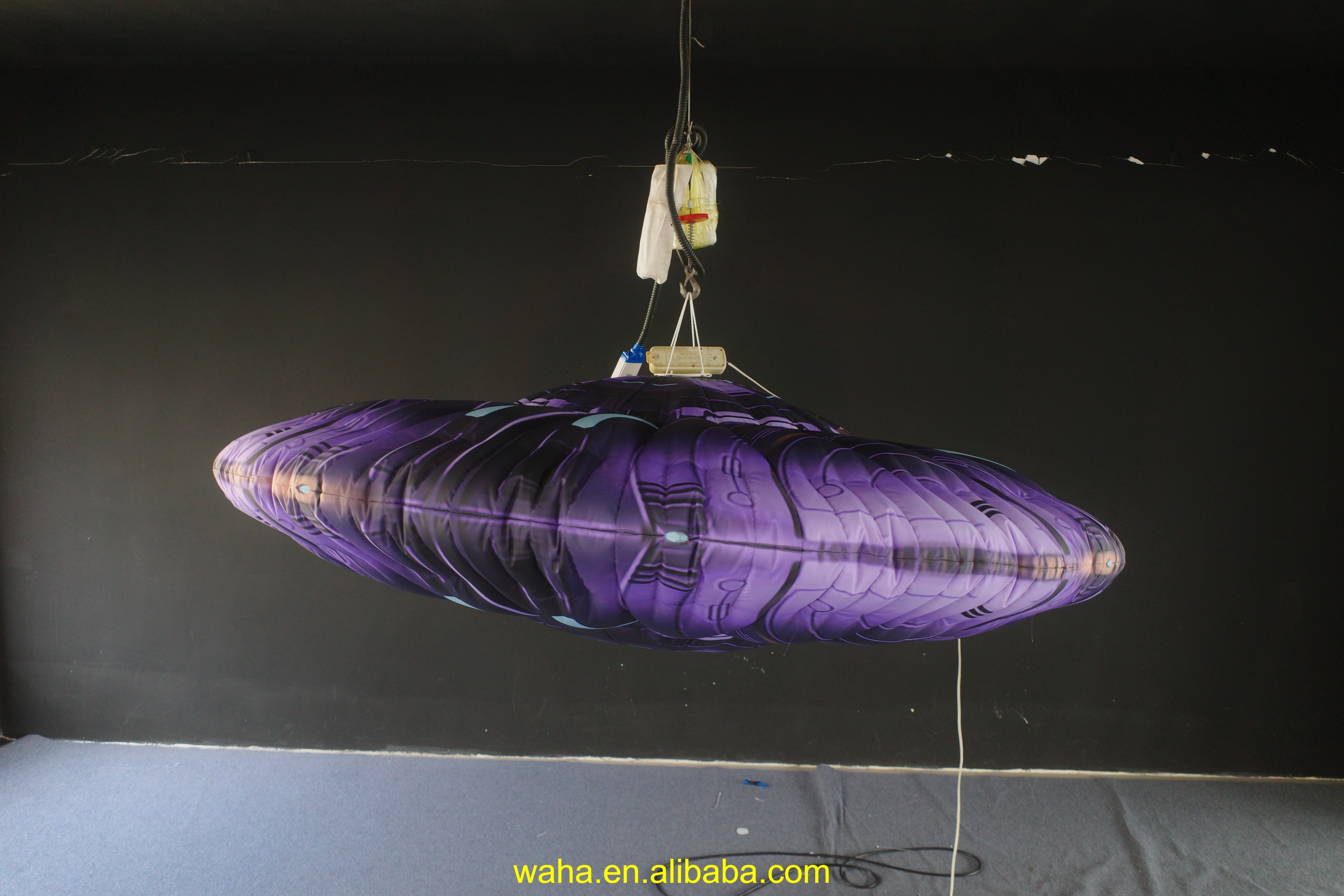 Custom Printed Cyberpunk UFO Inflatable, Personalized Advertising Inflatable for Sci-Fi Convention & Brand Promotion