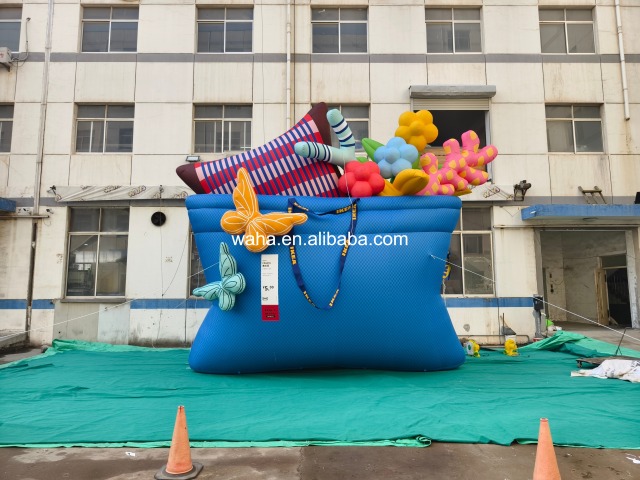 Premium Custom Retail Themed Inflatable, Long-Lasting Advertising Inflatable for Mall Branding & Retail Event