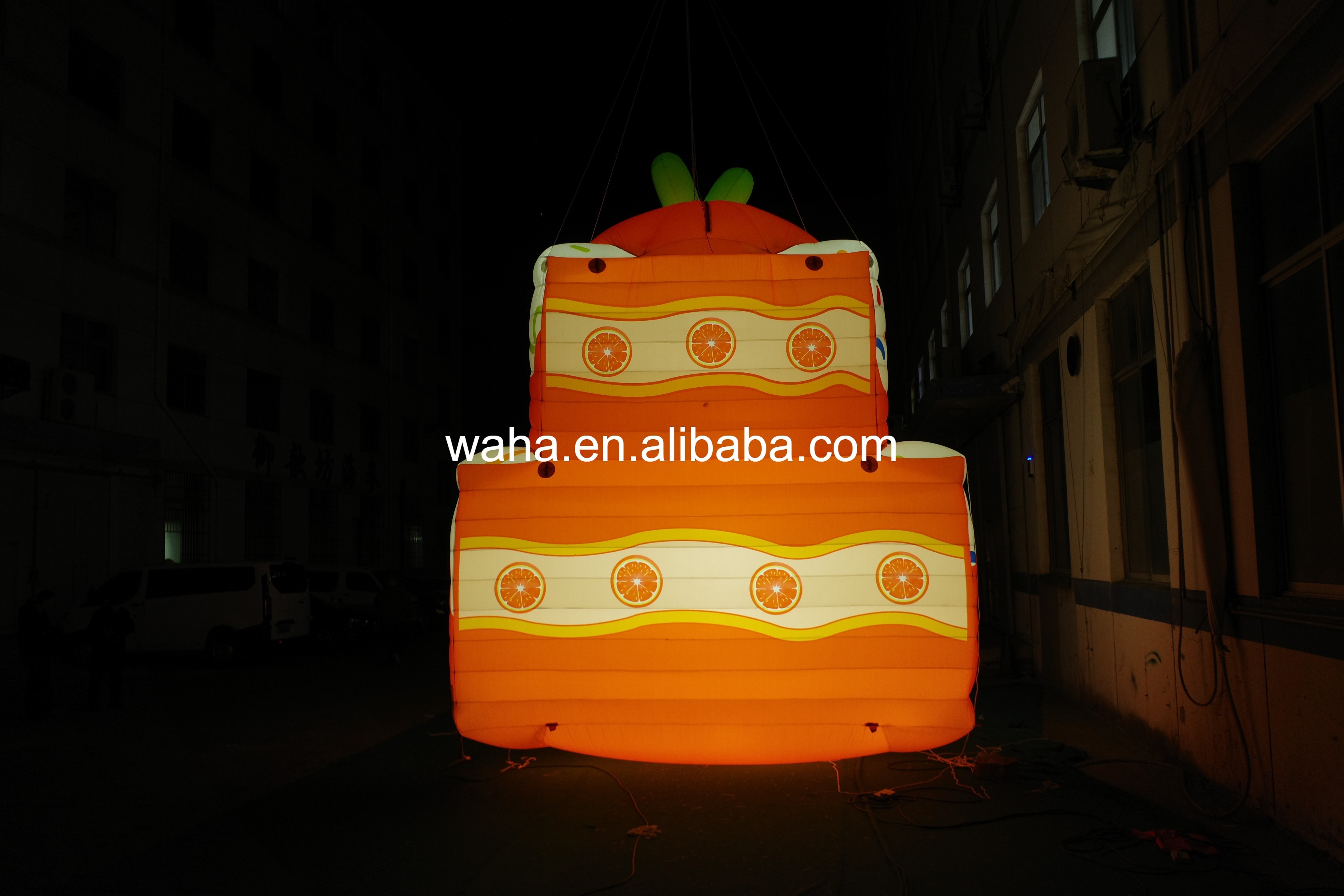 Cute Orange LED Cake Inflatable Prop, Promotional Advertising Blow up Inflatable for Birthday Party & Mall