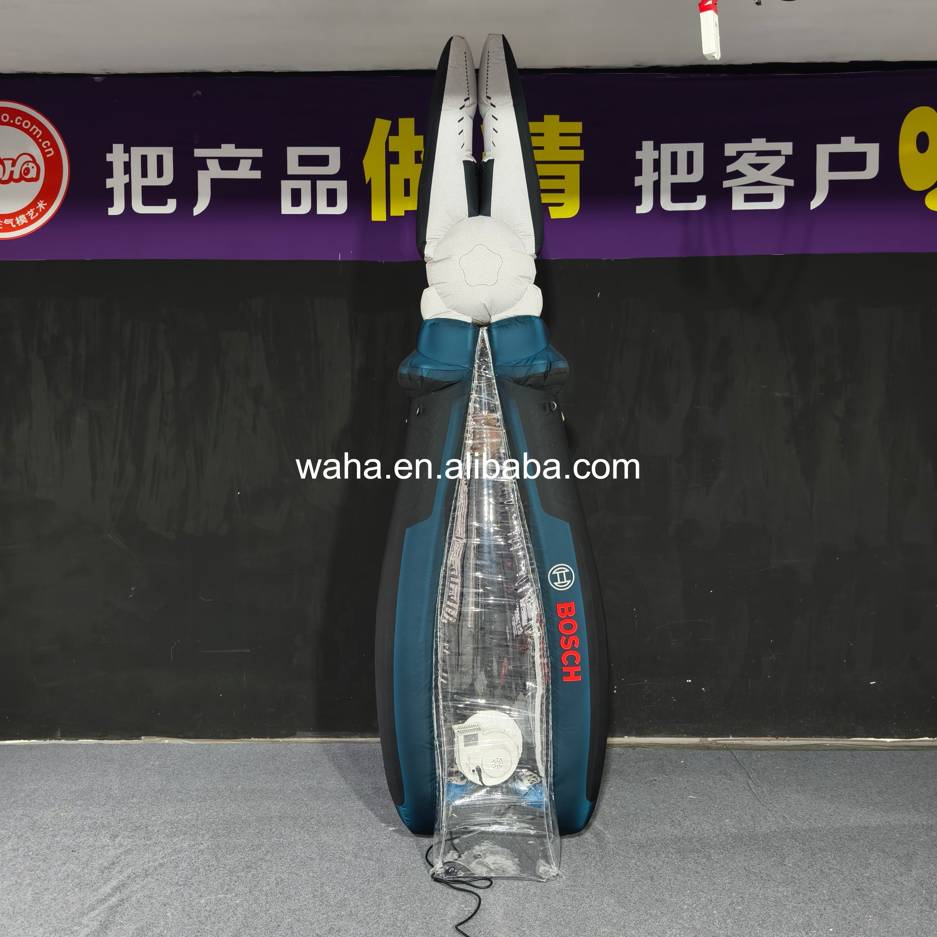Giant Custom Tool Pliers Inflatable for Hardware Brand Promotion, Durable Advertising Inflatable