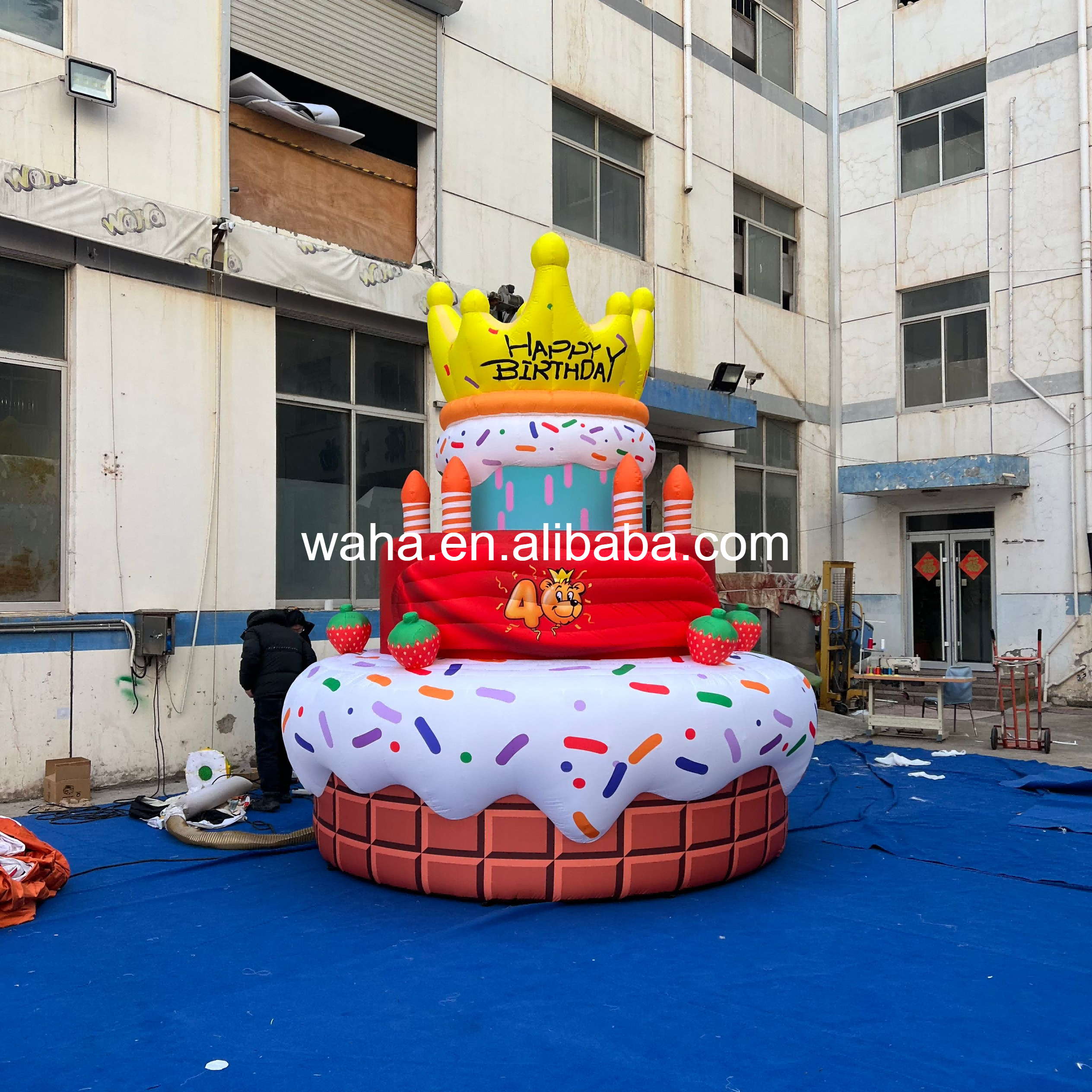OEM Custom Tiered Cake Inflatable, Commercial Grade Advertising Inflatable for Bakery Brand & Birthday Event