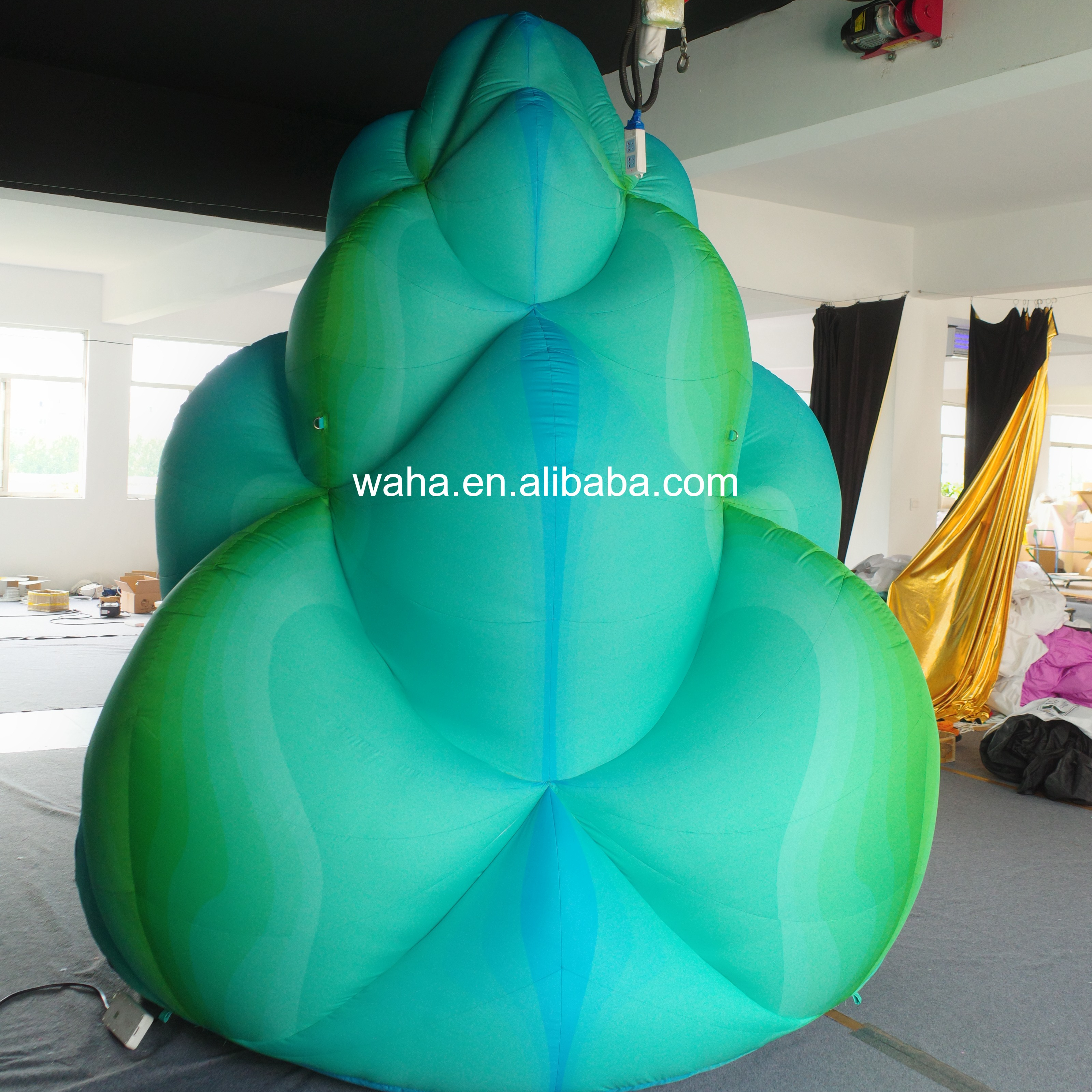 Premium Custom Abstract Nature Inflatable, Long-Lasting Advertising Inflatable for Mall & Art Gallery Display
