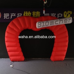 Red Heart Shaped Inflatable Arch with Daisy, Durable Advertising Inflatable for Wedding & Party Entrance