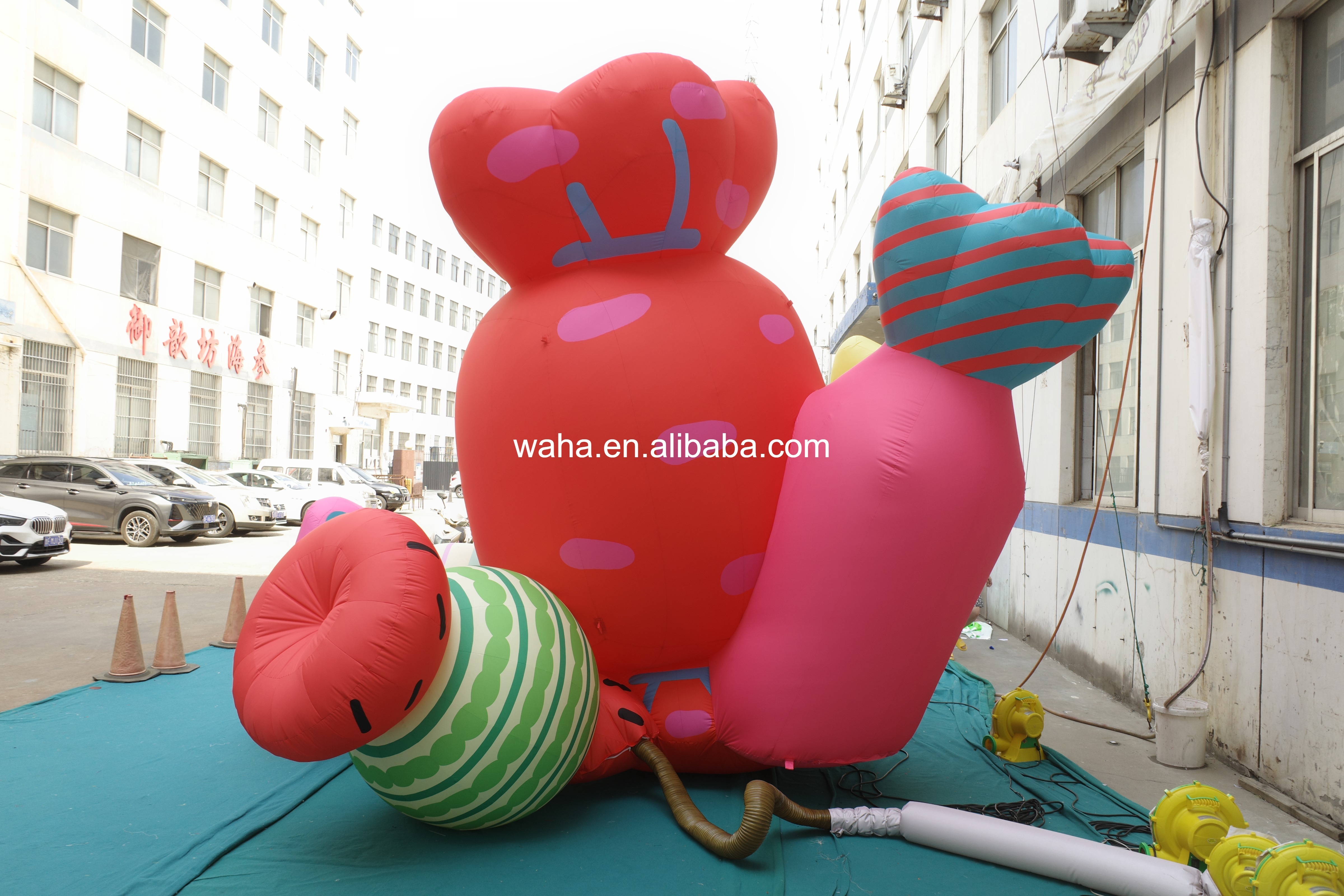 Whimsical Colorful Carrot Inflatable Prop, Promotional Advertising Blow up Inflatable for Carnival & Mall
