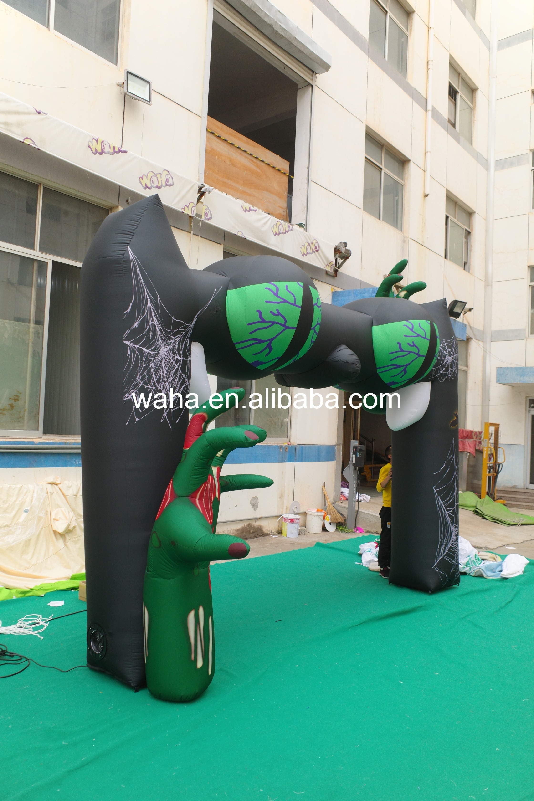 High Quality Scary Monster Eye Inflatable Arch, Heavy-Duty Advertising Inflatable for Long-Term Halloween Display