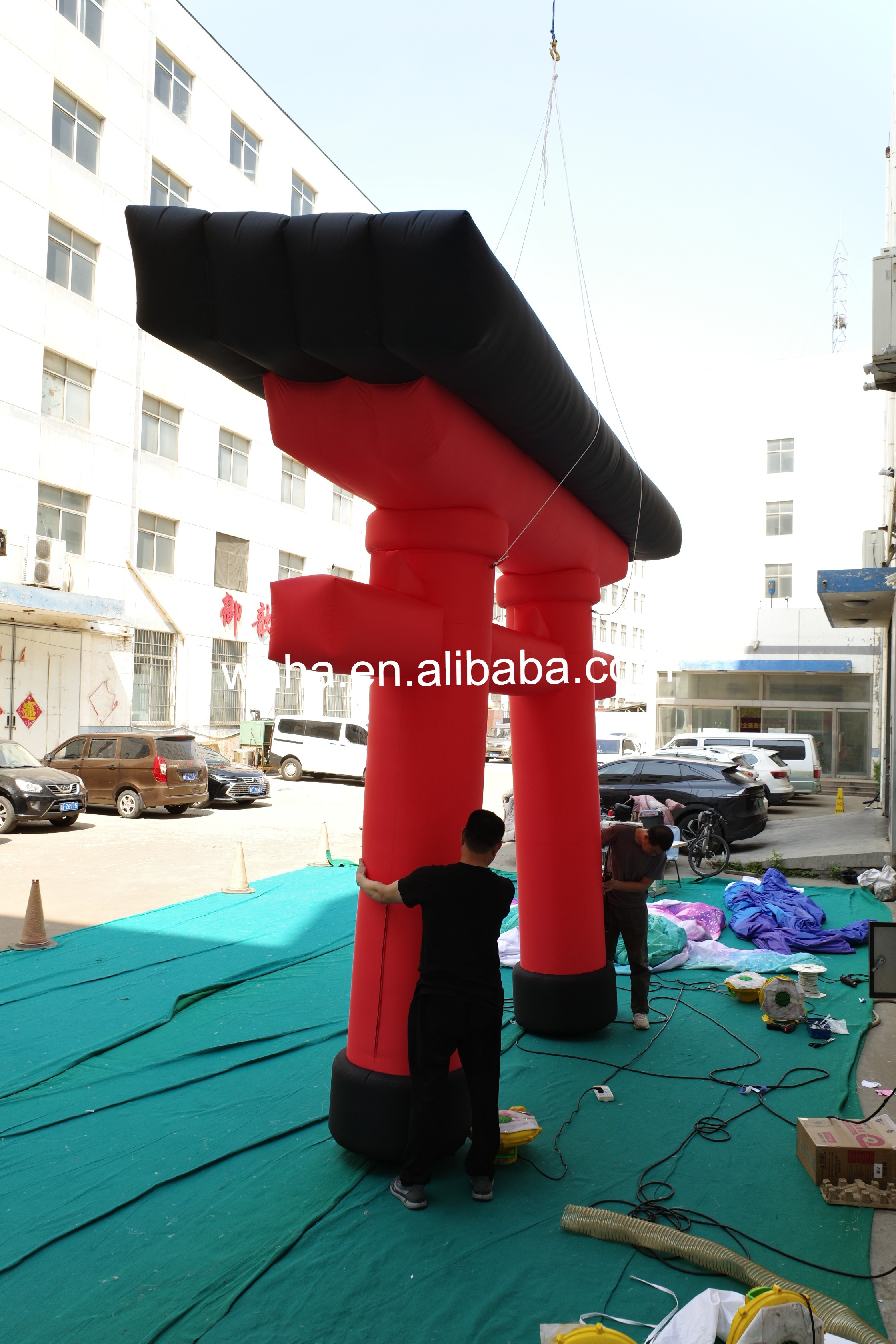 Premium Japanese Torii Gate Inflatable Arch, Long-Lasting Advertising Inflatable for Mall Displays & Themed Events