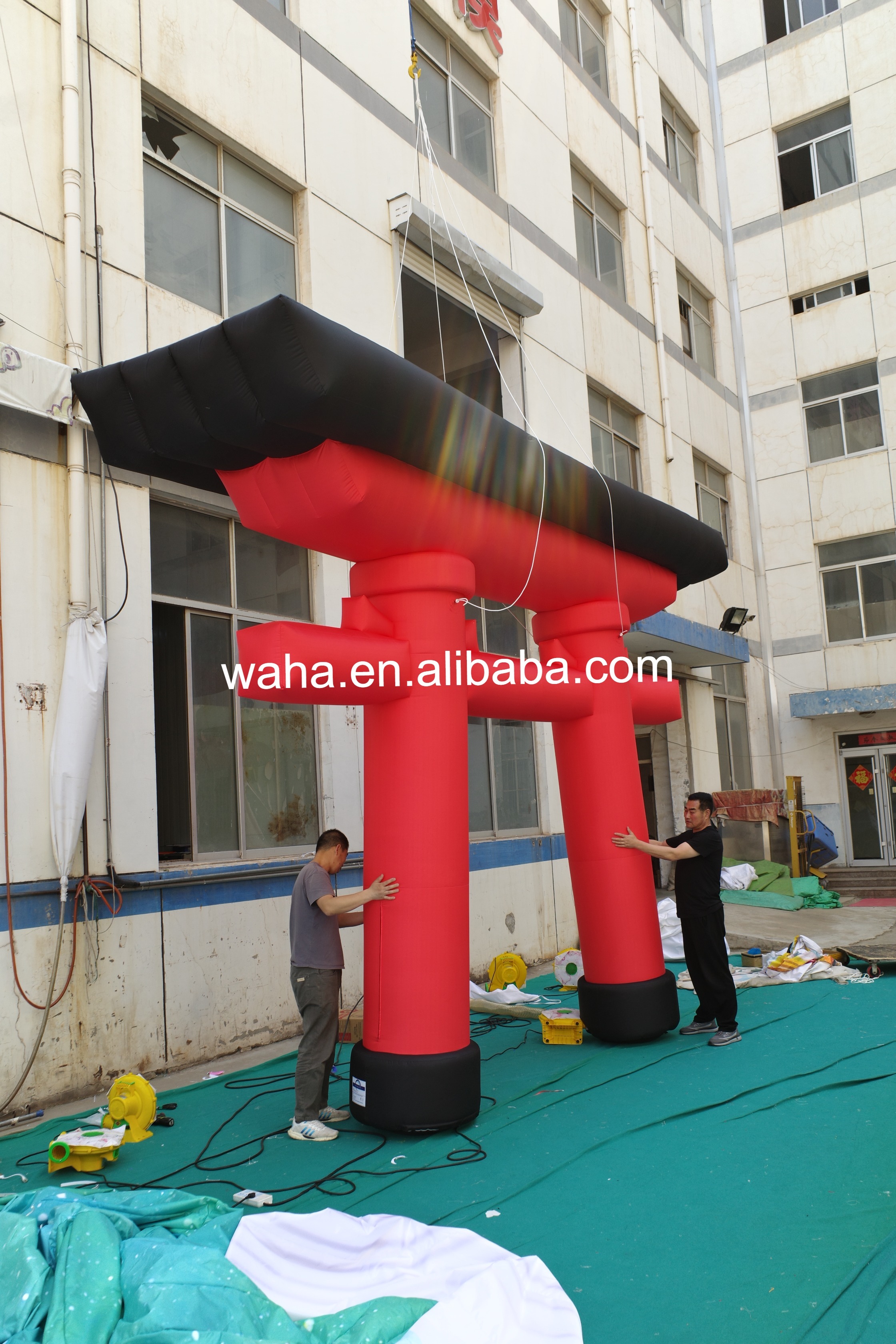 Premium Japanese Torii Gate Inflatable Arch, Long-Lasting Advertising Inflatable for Mall Displays & Themed Events