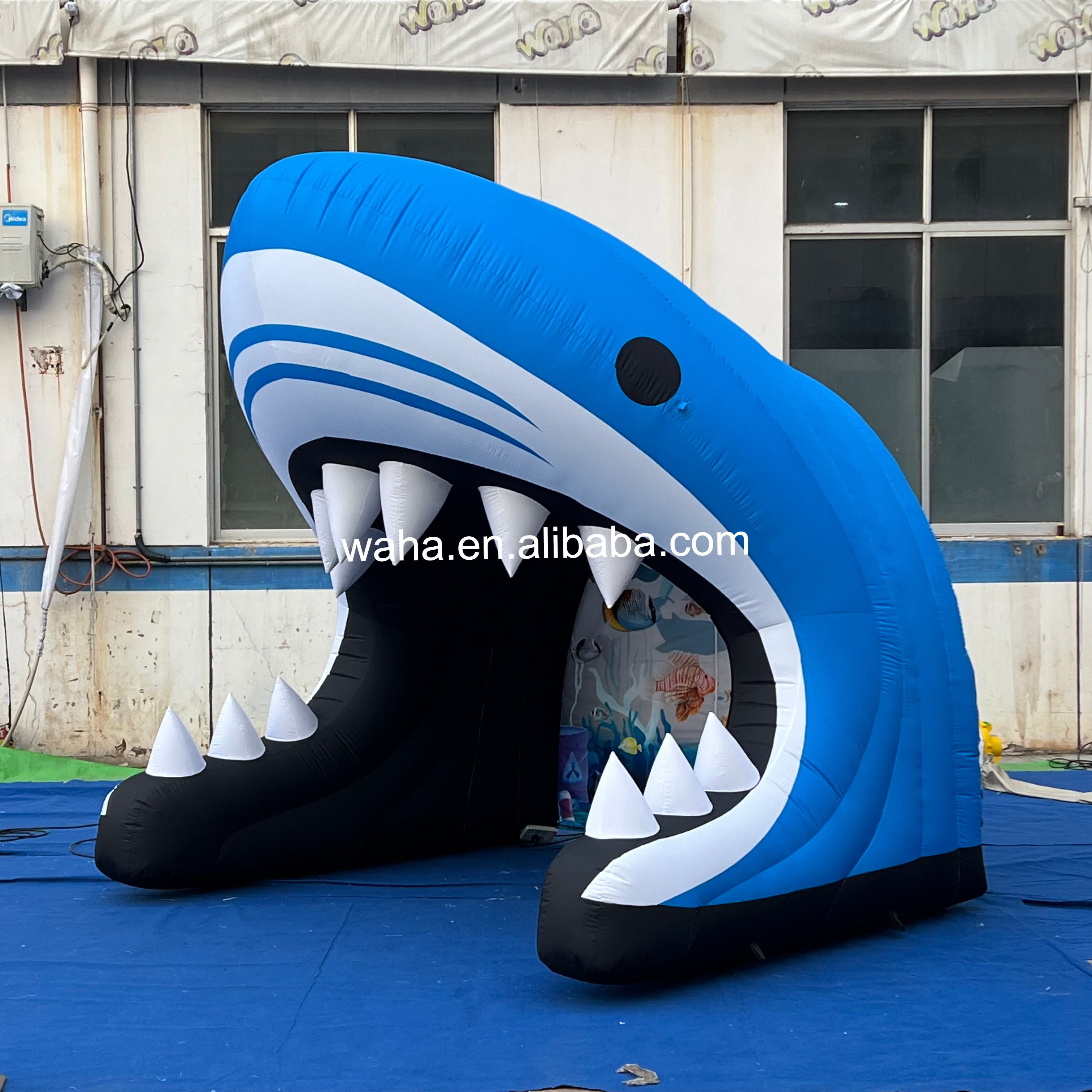 Custom Printed Shark Head Inflatable, Personalized Advertising Inflatable for Ocean Festivals & Retail Campaigns