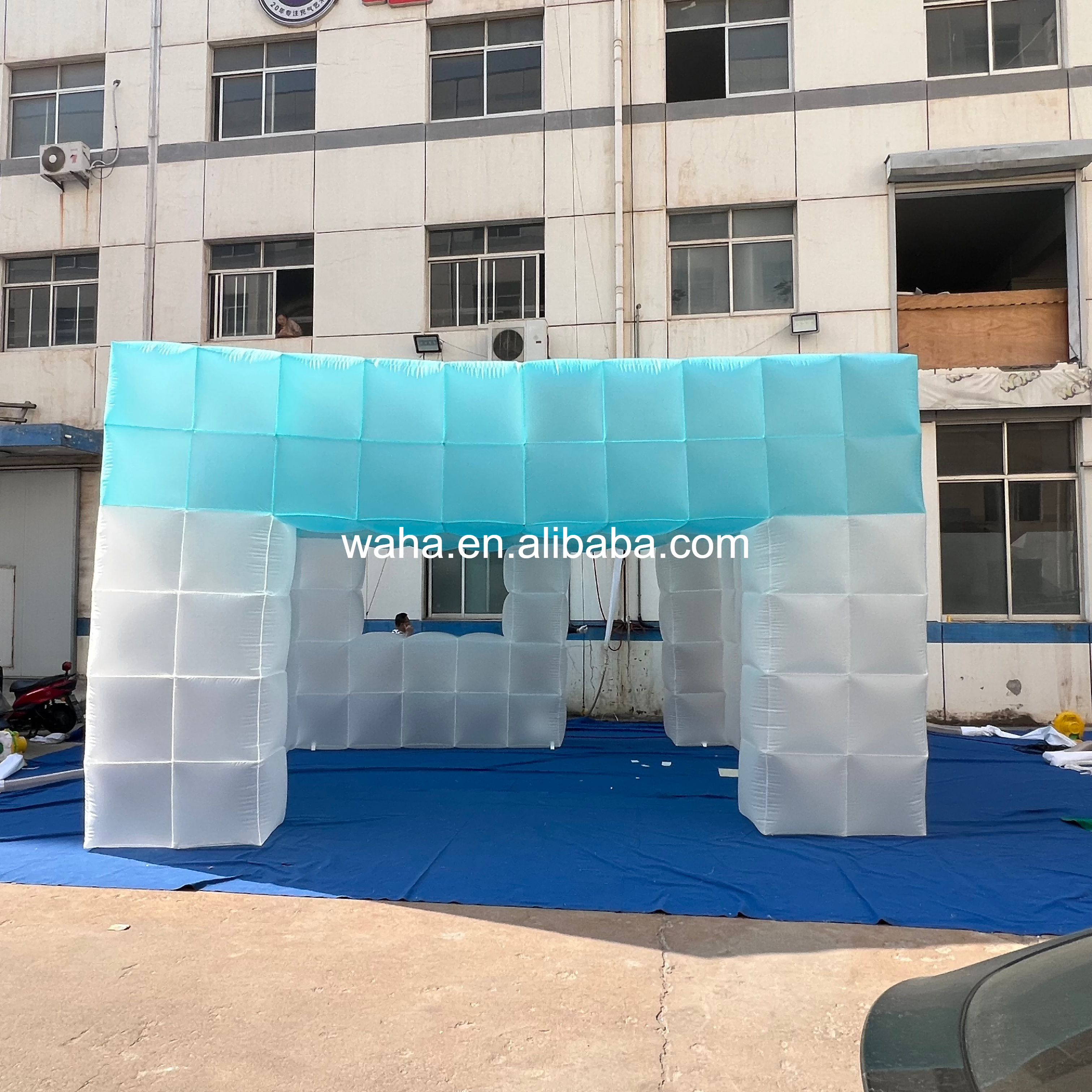 OEM Custom Gradient Inflatable Booth, Commercial Grade Advertising Inflatable for Brand Activations & Exhibitions