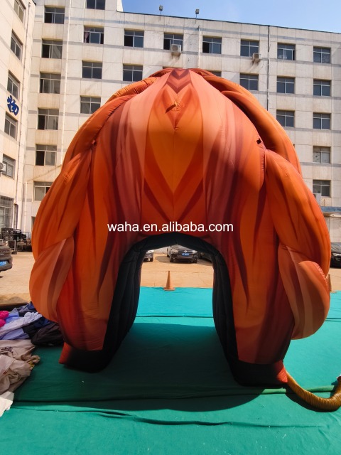 Custom Printed Lion Head Inflatable Tunnel, Personalized Advertising Inflatable for Retail Promotions & Animal Themed Campaigns