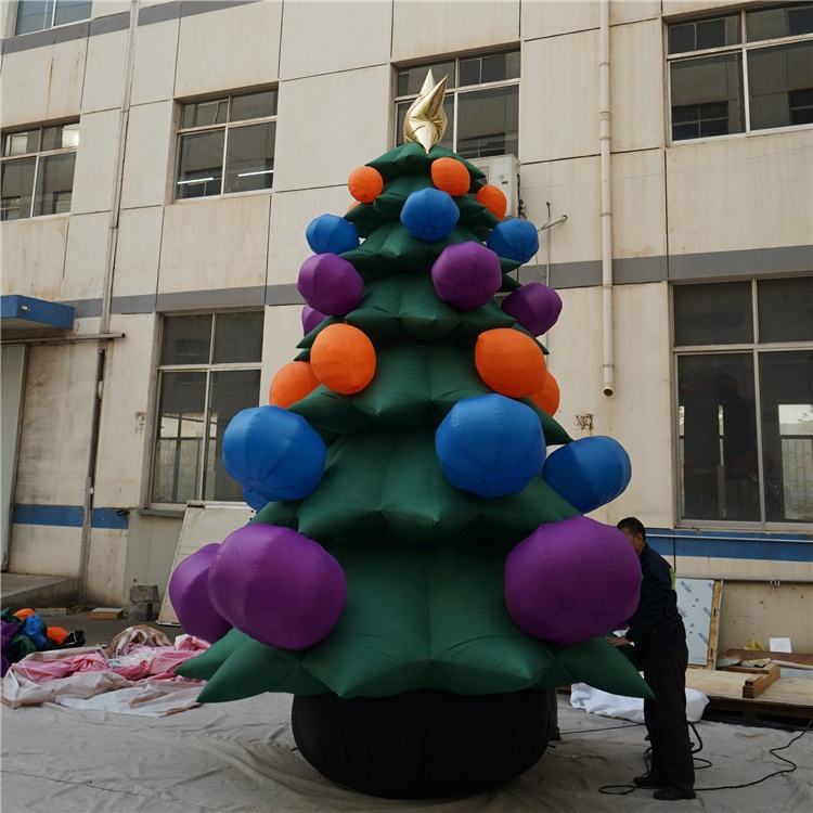 Custom Printed Christmas Tree Inflatable, Personalized Advertising Inflatable for Retail Promotions & Holiday Campaigns