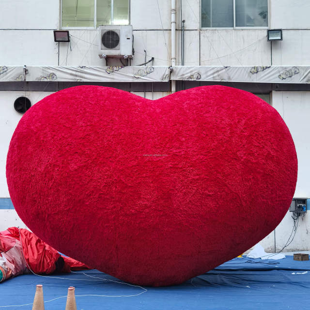 Giant Fluffy Heart Inflatable Sculpture, Promotional Advertising Blow up Inflatable for Love Themed Events & Festivals