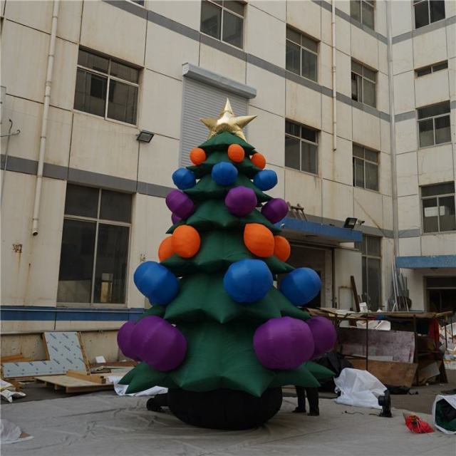 Custom Printed Christmas Tree Inflatable, Personalized Advertising Inflatable for Retail Promotions & Holiday Campaigns