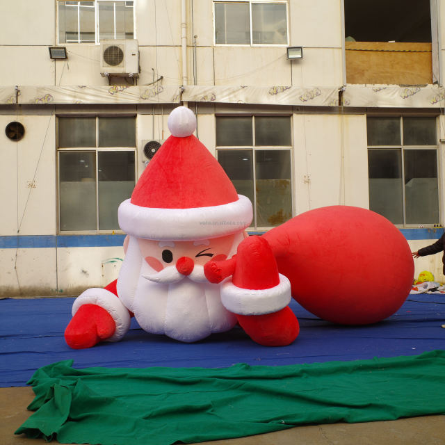 Giant Christmas Santa Reindeer Inflatable, Promotional Advertising Inflatable for Mall & Outdoor Events