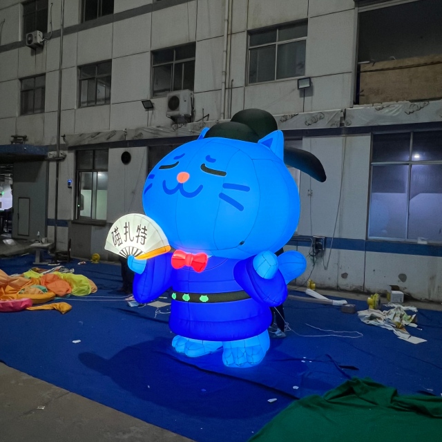 Glowing Blue Cat Mascot Inflatable, Advertising Inflatable for Urban Night View & Photo Check-in Spots