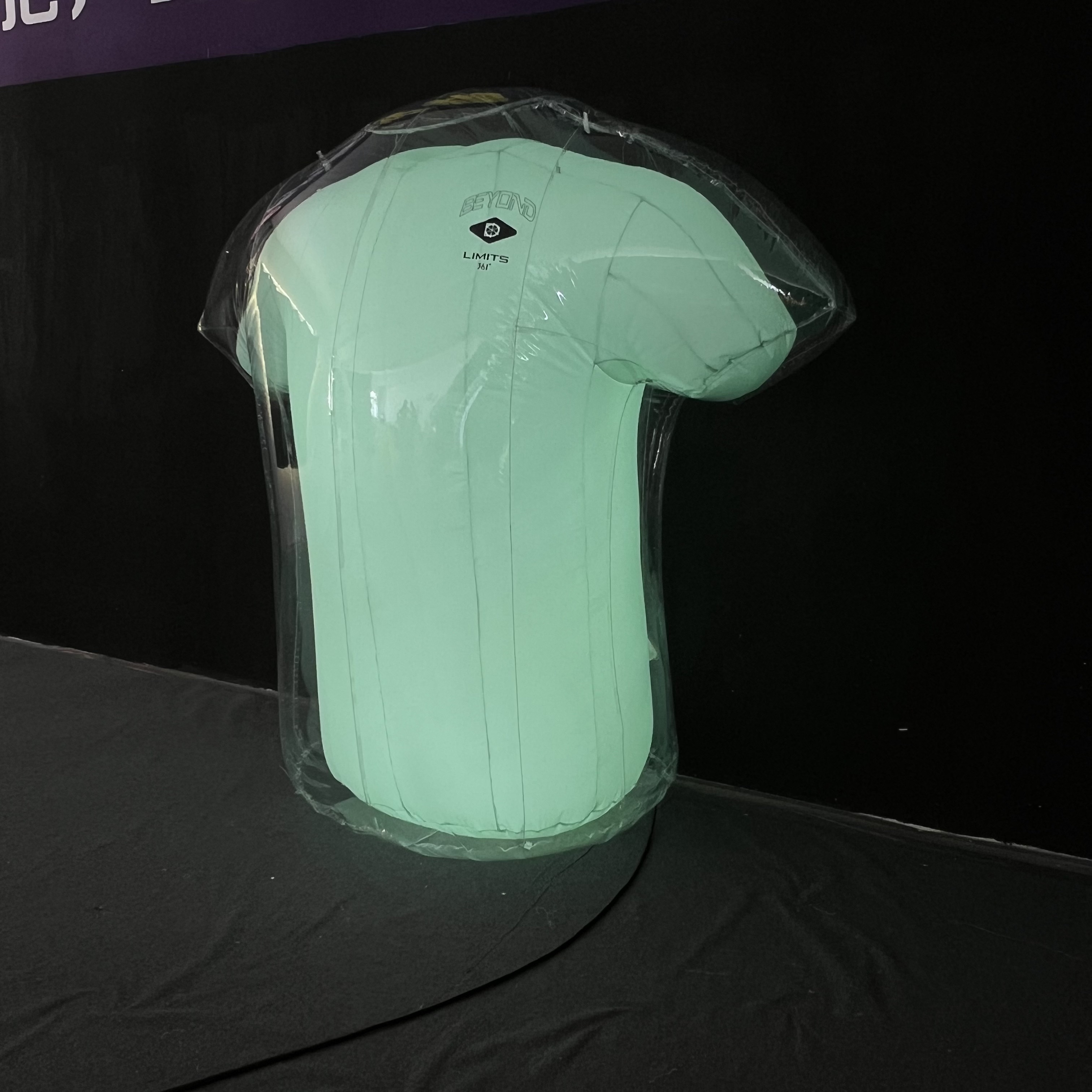 High Quality Clear Double Inflatable T-Shirt, Heavy-Duty Advertising Inflatable for Long-Term Indoor Display