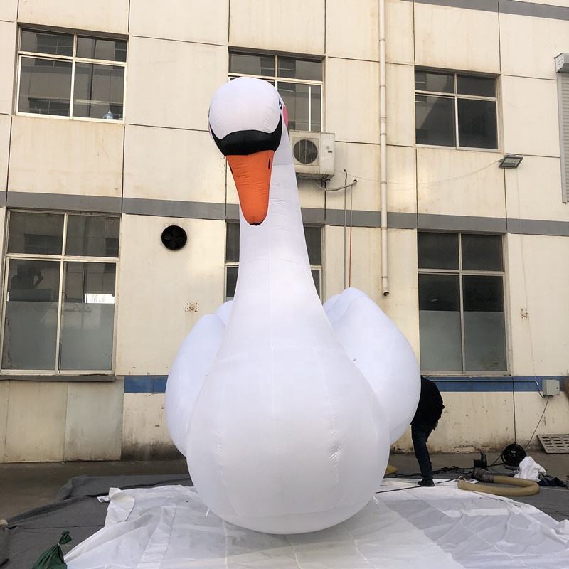 Giant Inflatable White Swan, Elegant Swan Sculpture for Wedding & Event Decor