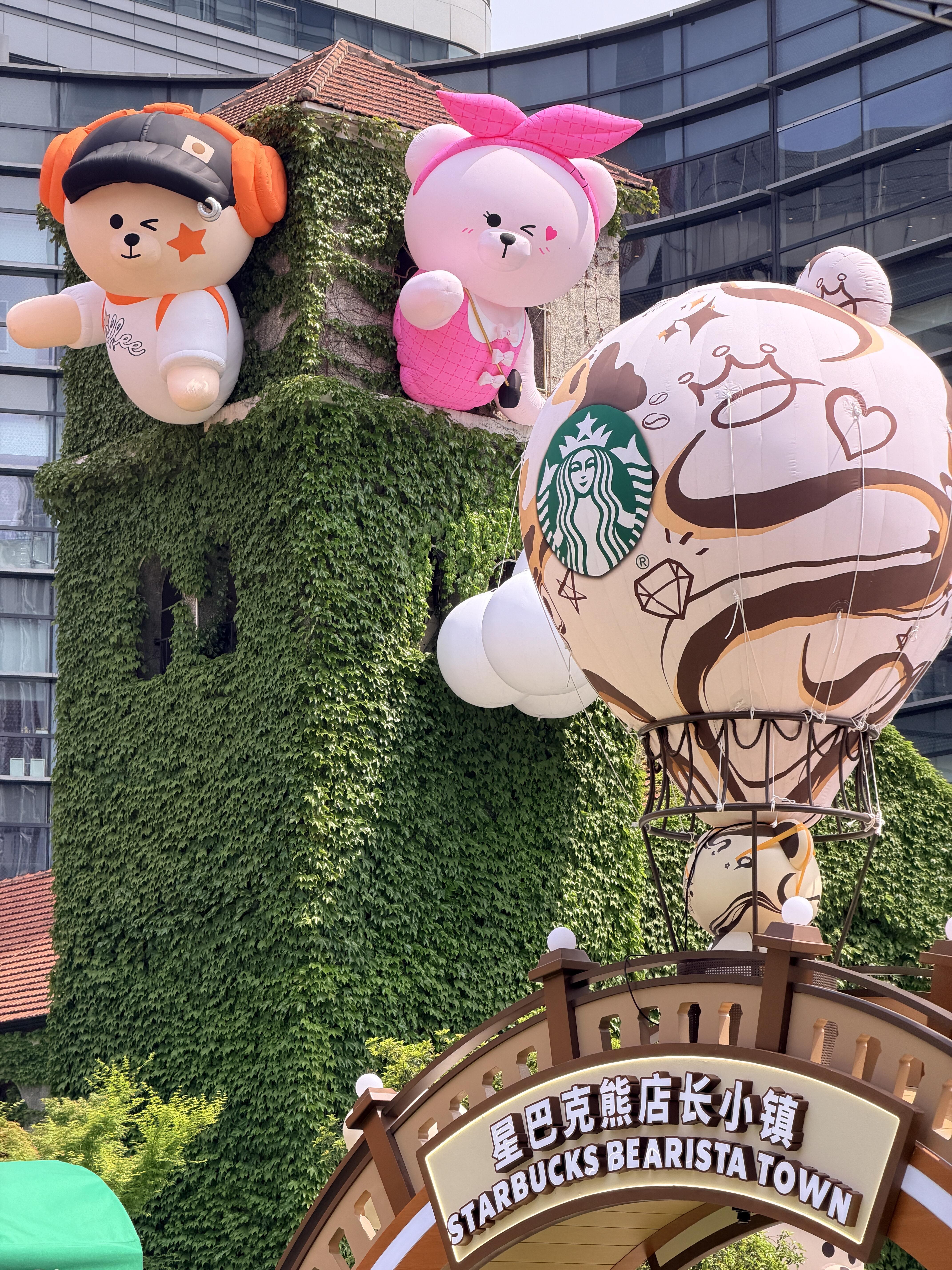 Brand Custom IP Inflatable for Commercial Decoration, Retail Advertising & Themed Large Event Decor