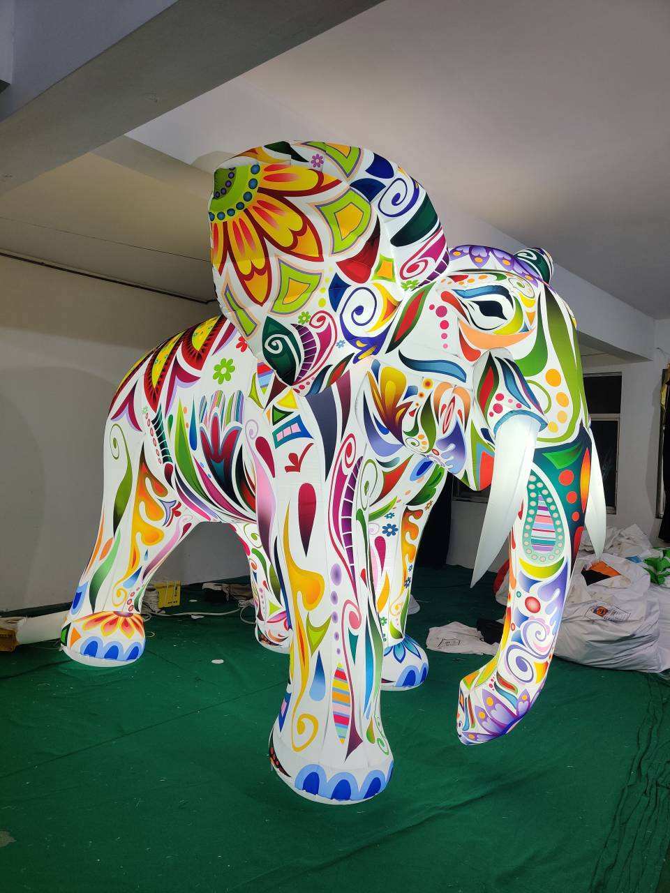 3D Giant LED Light up Inflatable Ethnic Pattern Colorful Elephant Custom Wildlife Model | Inflatable Factory